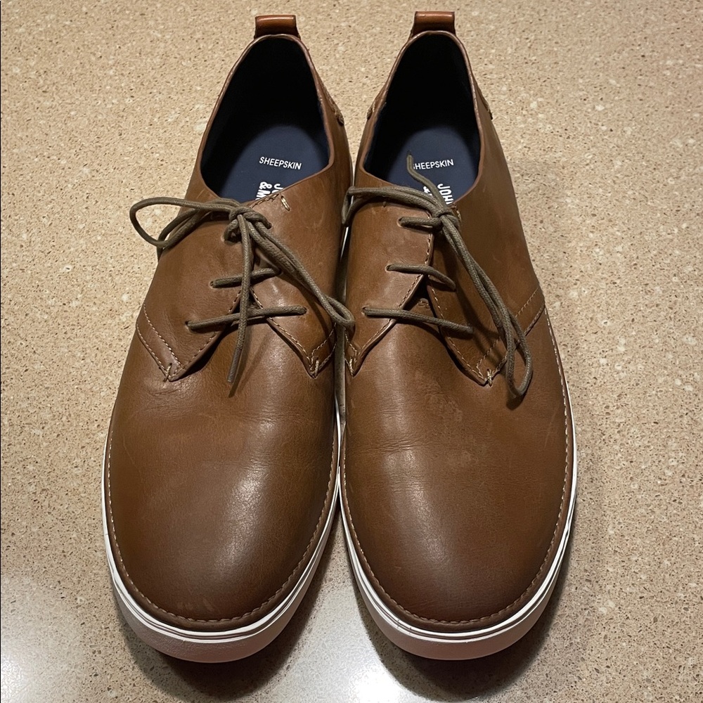 Johnston & Murphy Chestnut Brown Leather Derby Sneakers